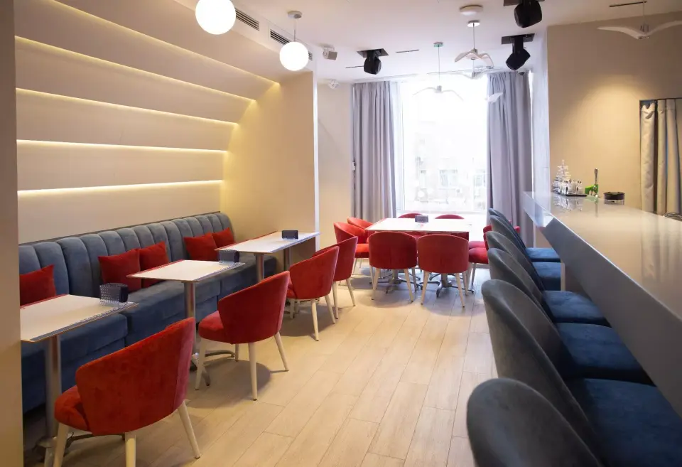 Фото площадки POSH Bar - светлый атмосферный лофт-бар для вечеринок рядом с метро Тульская: 4