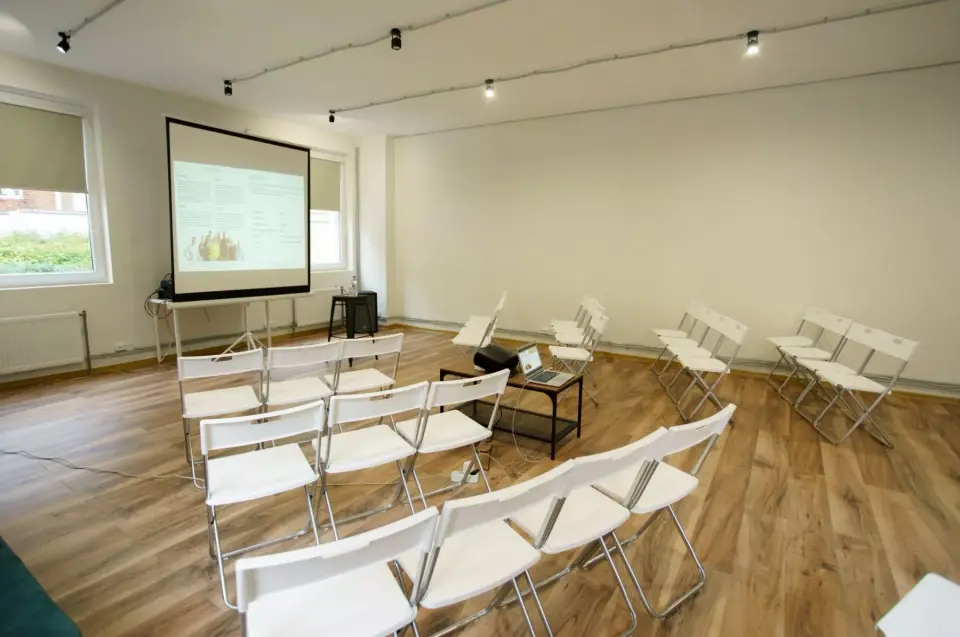 Фото площадки ALIBI Loft - современный лофт в скандинавском стиле для вечеринок на Пролетарской, 120 м²: 3