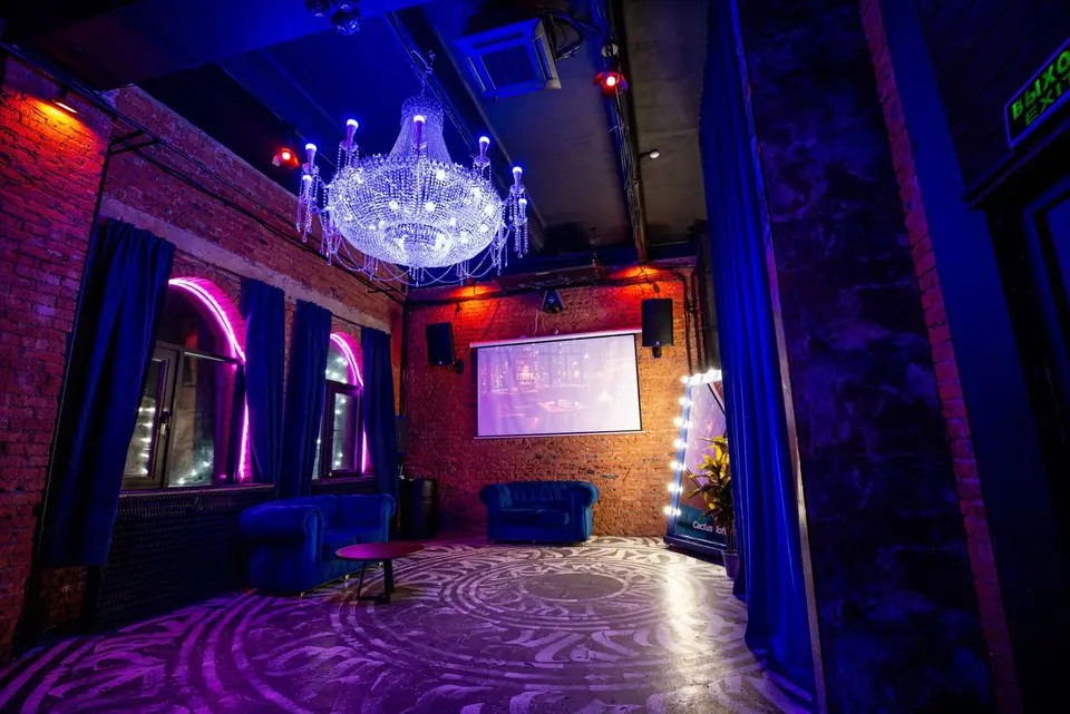 Световое оборудование в Cactus Loft