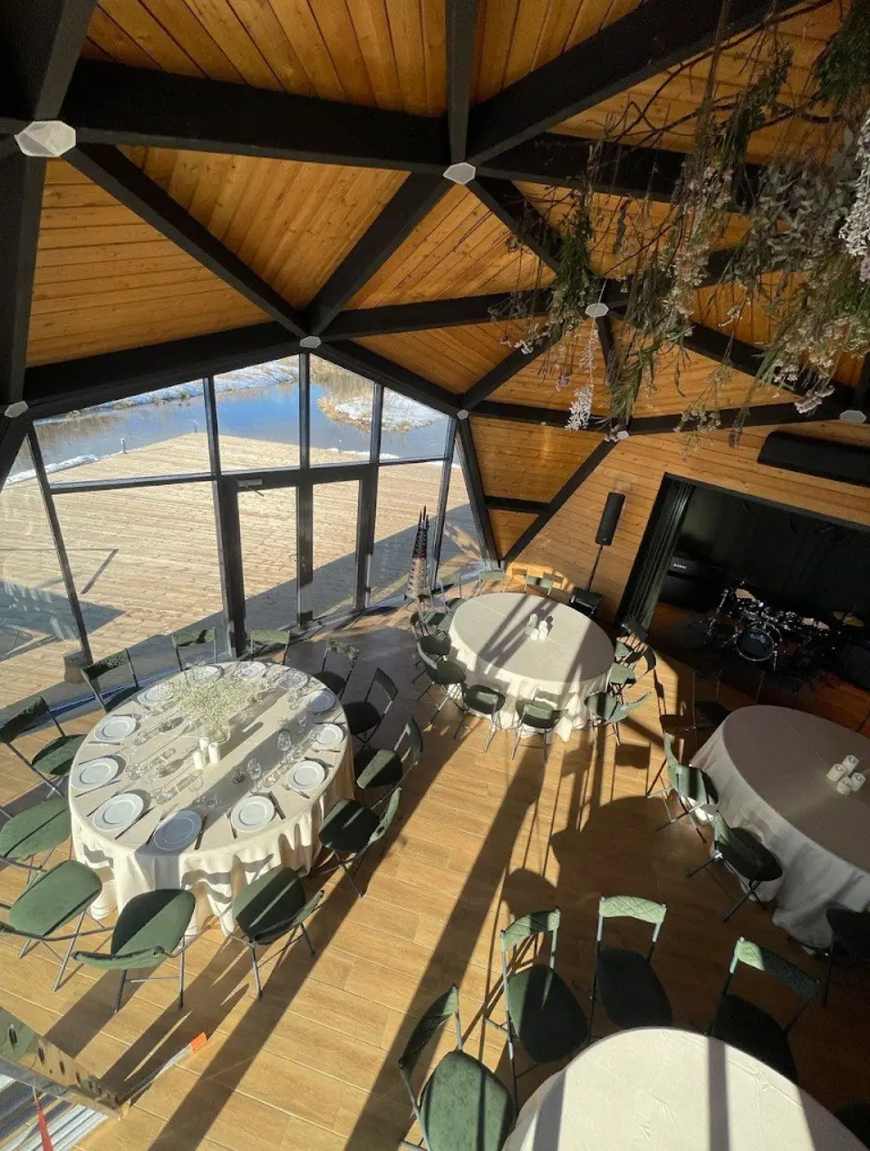 Кухня и блюда в банкетном зале Five Star Place