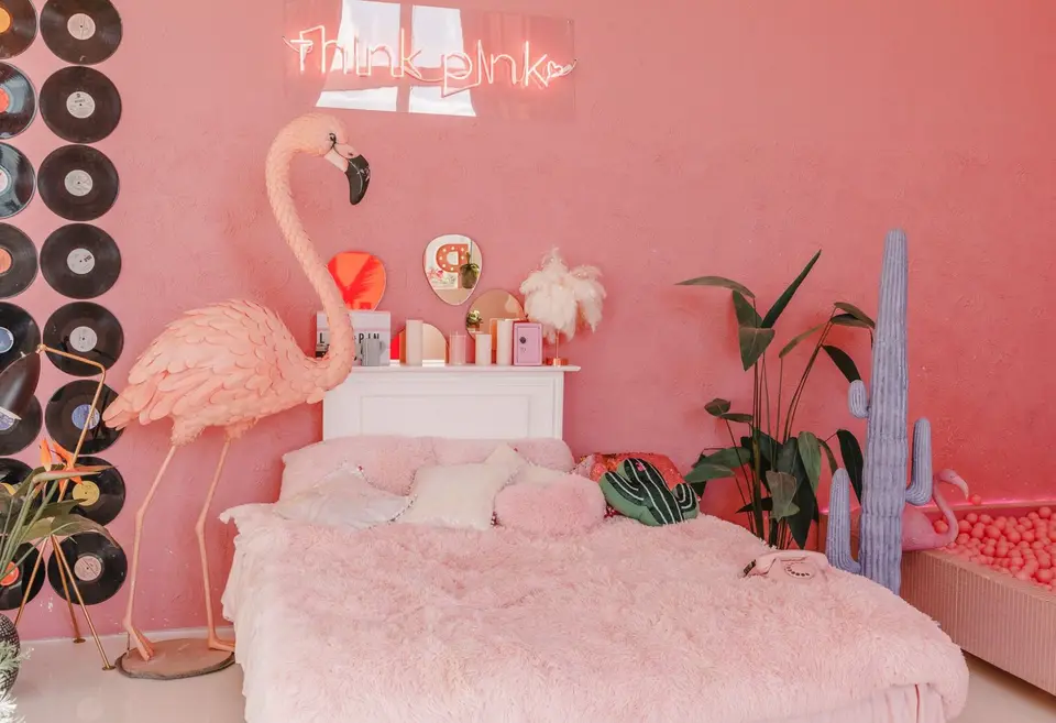 Зона для отдыха в Pink Photo Studio