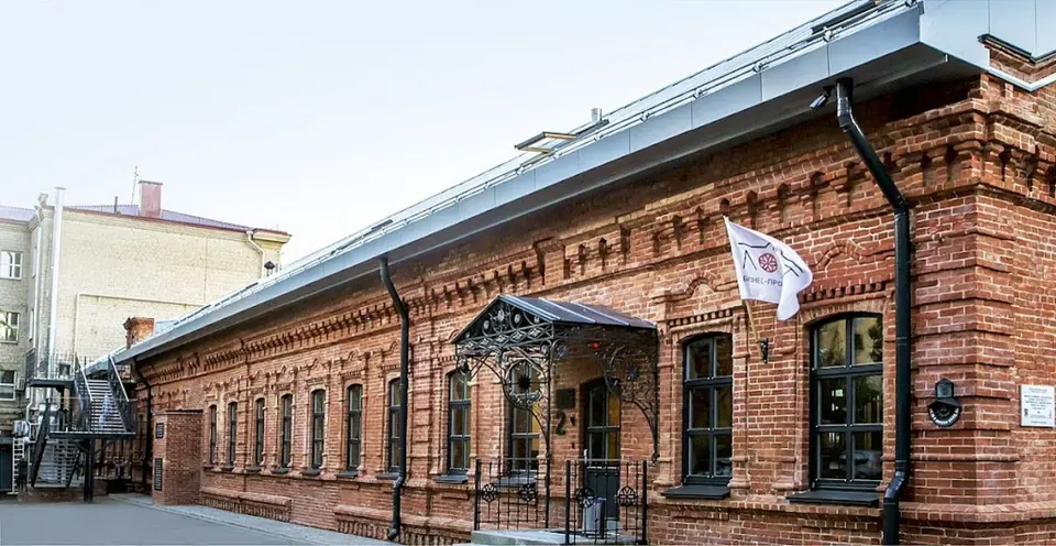 Выездная регистрация в ресторане 1890