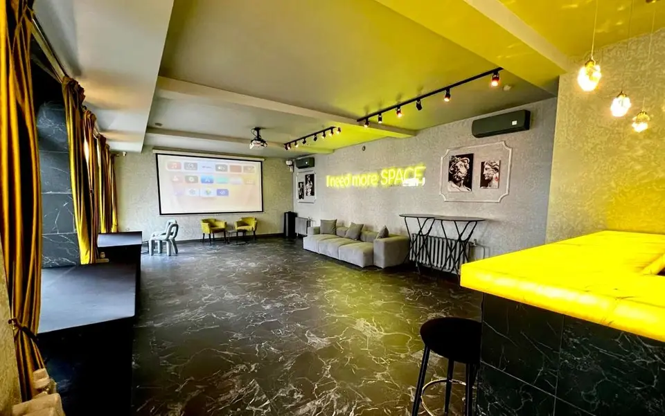 Luna Loft - современный интерьер на Бауманской