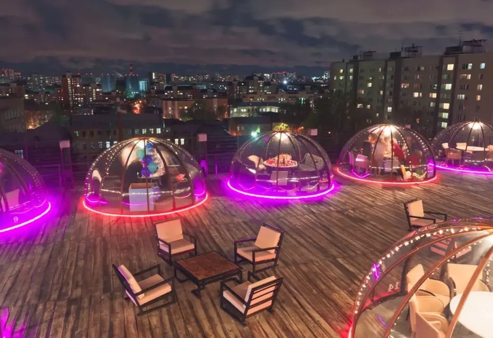Интерьер купольного шатра RoofTop на Бауманской
