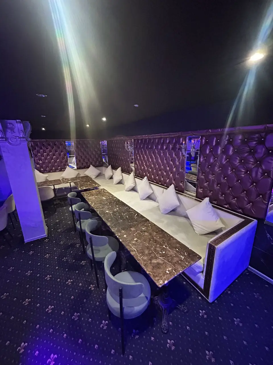Танцпол в VERO_LOFT