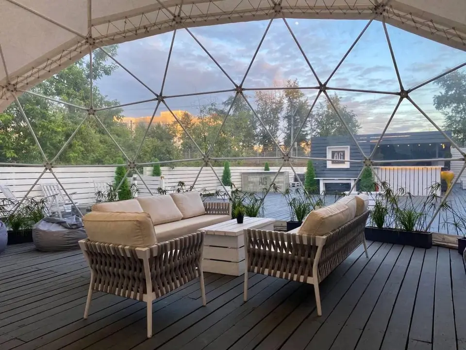 Интерьер шатра ROOF для мероприятий