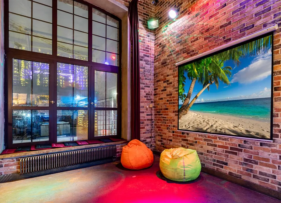 Фото площадки Приватный лофт Gallery Loft на Комсомольской с караоке и PS 5: 7