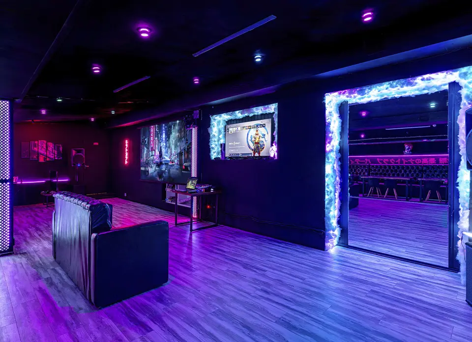 Фото площадки Японский киберпанк в лофте Tokyo Night Club с караоке и PS 5: 17