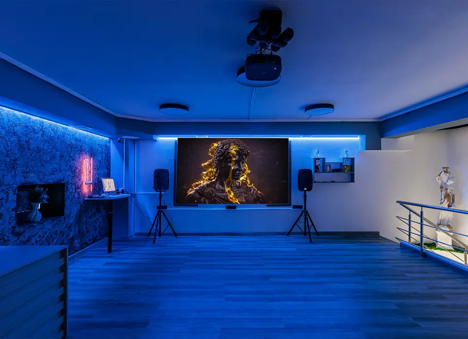 Фото площадки Crystal Loft на Менделеевской с караоке и PS5: 10