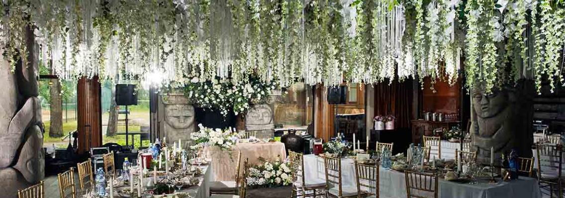 Изображение статьи: Декор в банкетном зале: что обычно разрешают и что считается платной допуслугой