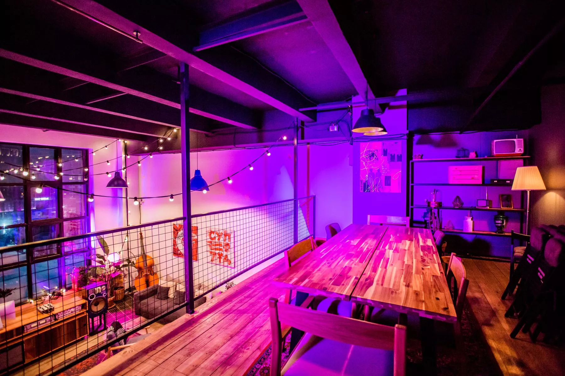 Фото площадки Двухуровневое арт-пространство Room 404 с панорамными окнами: изображение 4