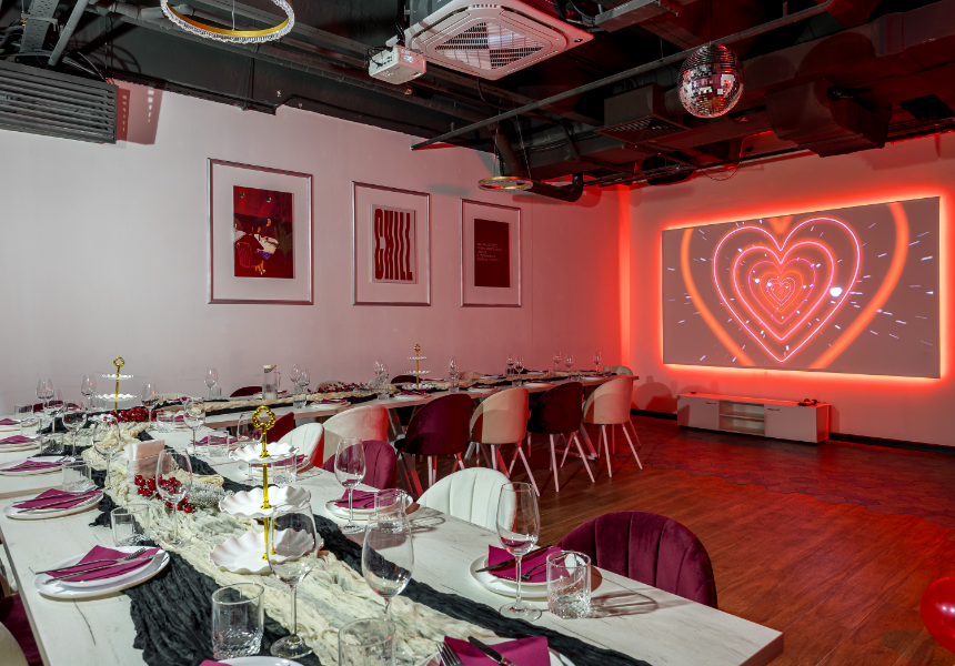 Фото площадки Холидей - бордовый лофт 50 м², ш. Дмитровское: изображение 2