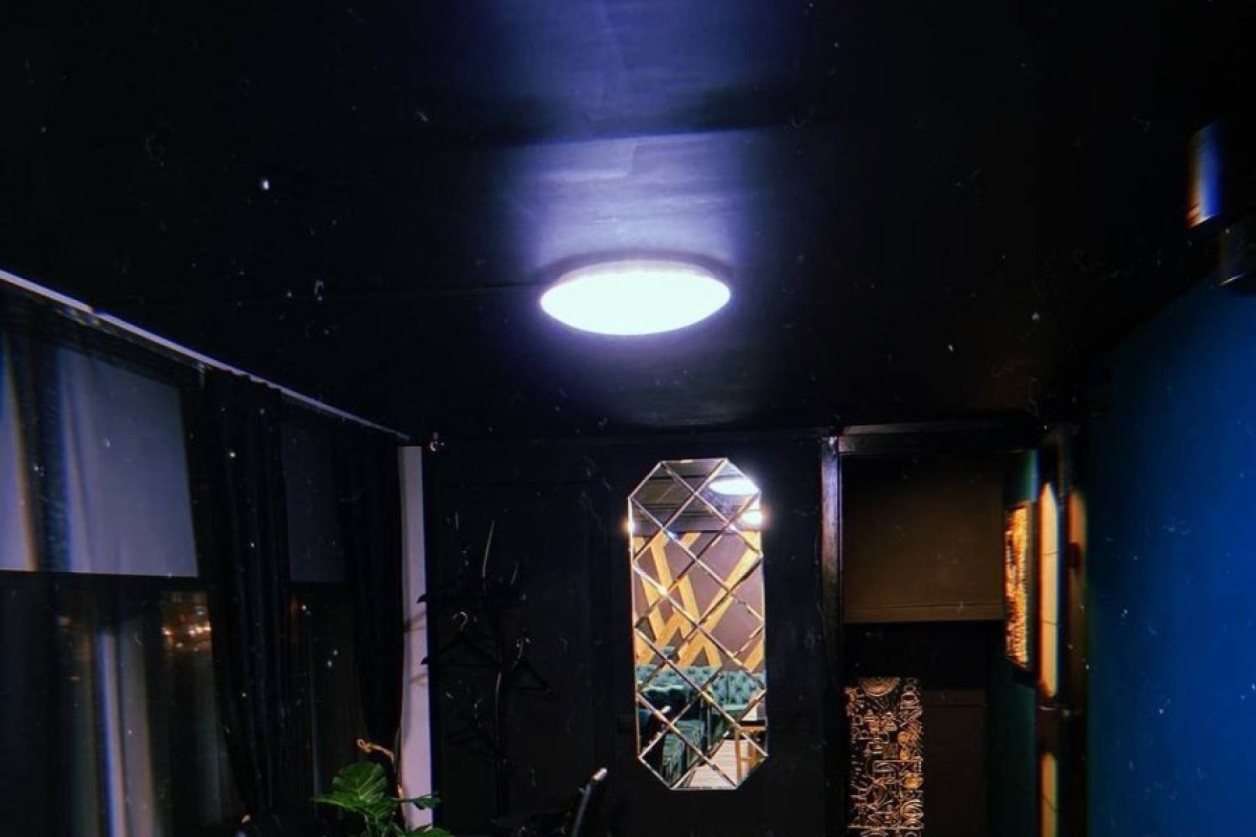 Настольные игры в баре Mist Lounge