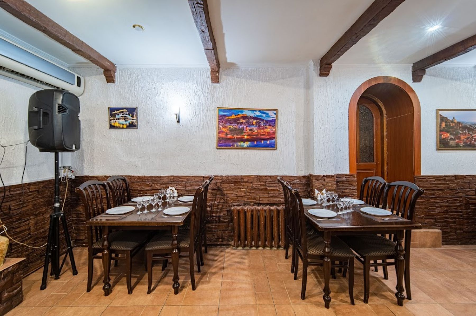 Интерьер ресторана Нани