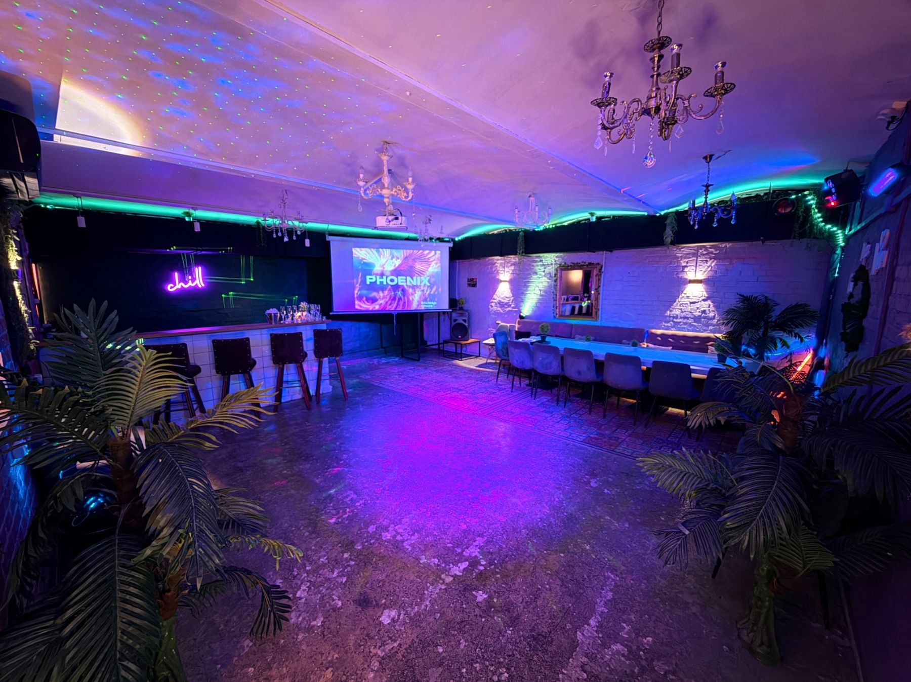 Оборудование для мероприятий в лофте Феникс