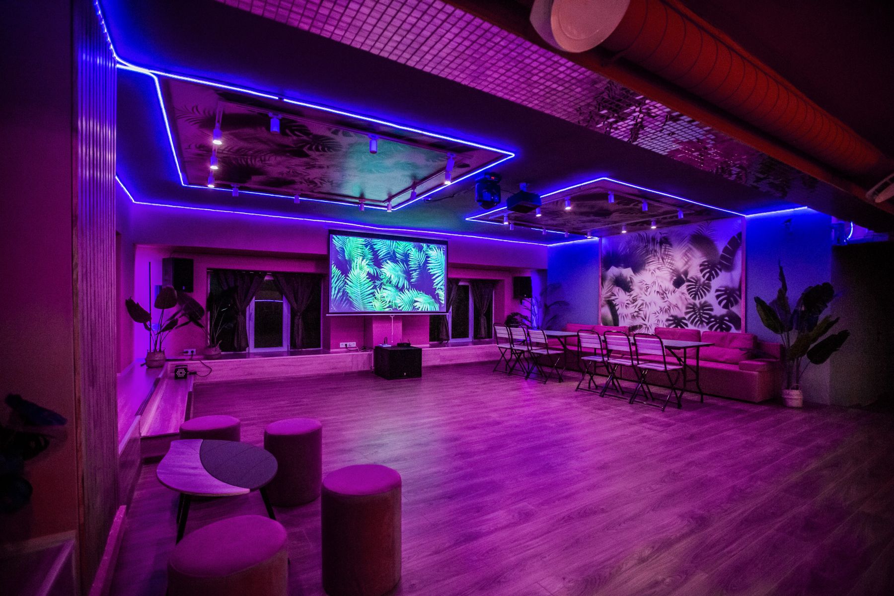 Веранда с грилем в лофте TROPICANA