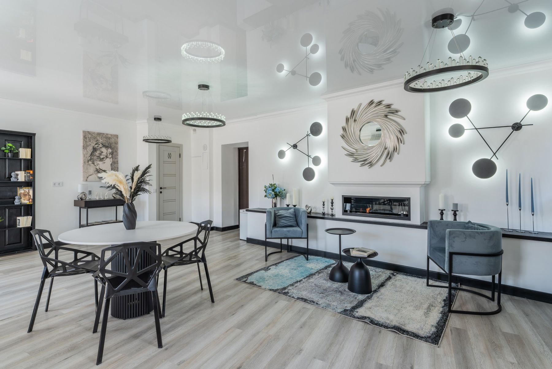 Светлый лофт Пикассо с уютной атмосферой