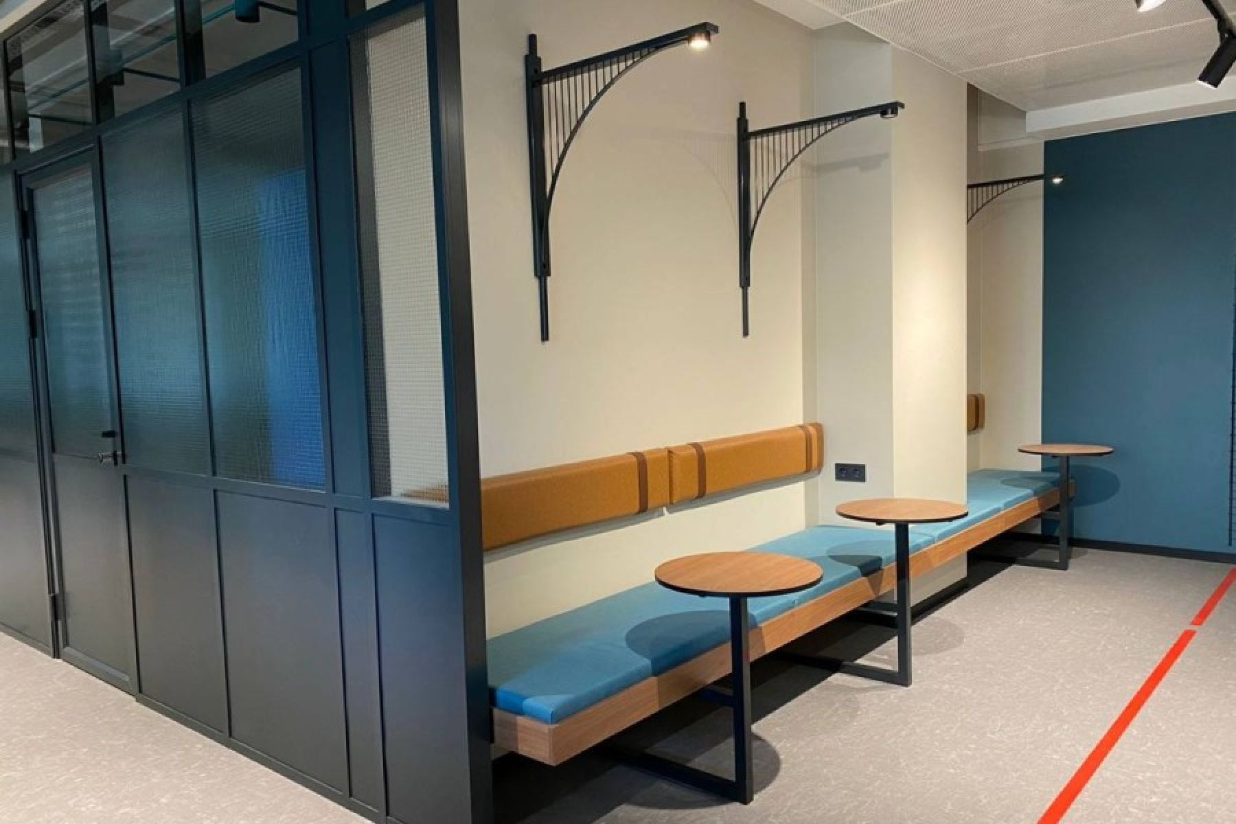 Просторный зал для мероприятий в коворкинге