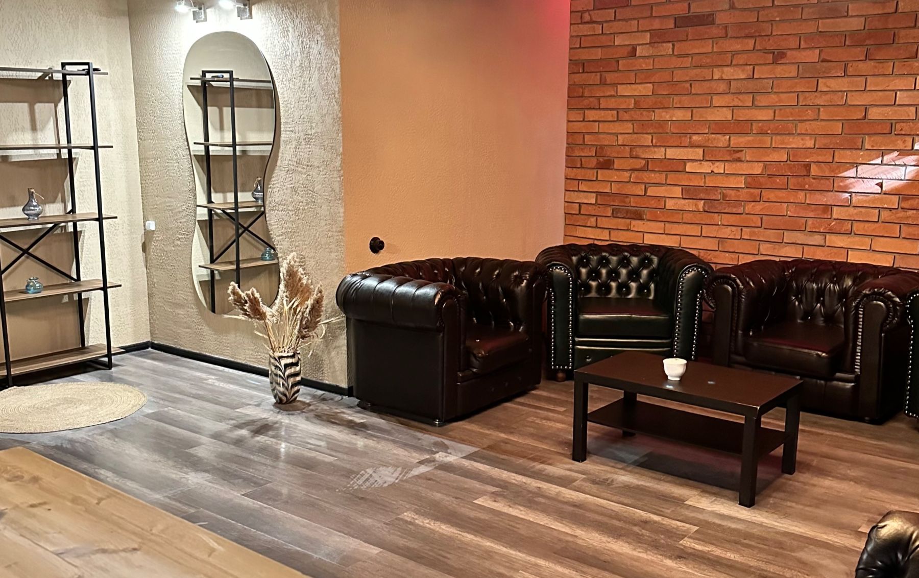 Лофт Натроение на Алексеевской - интерьер