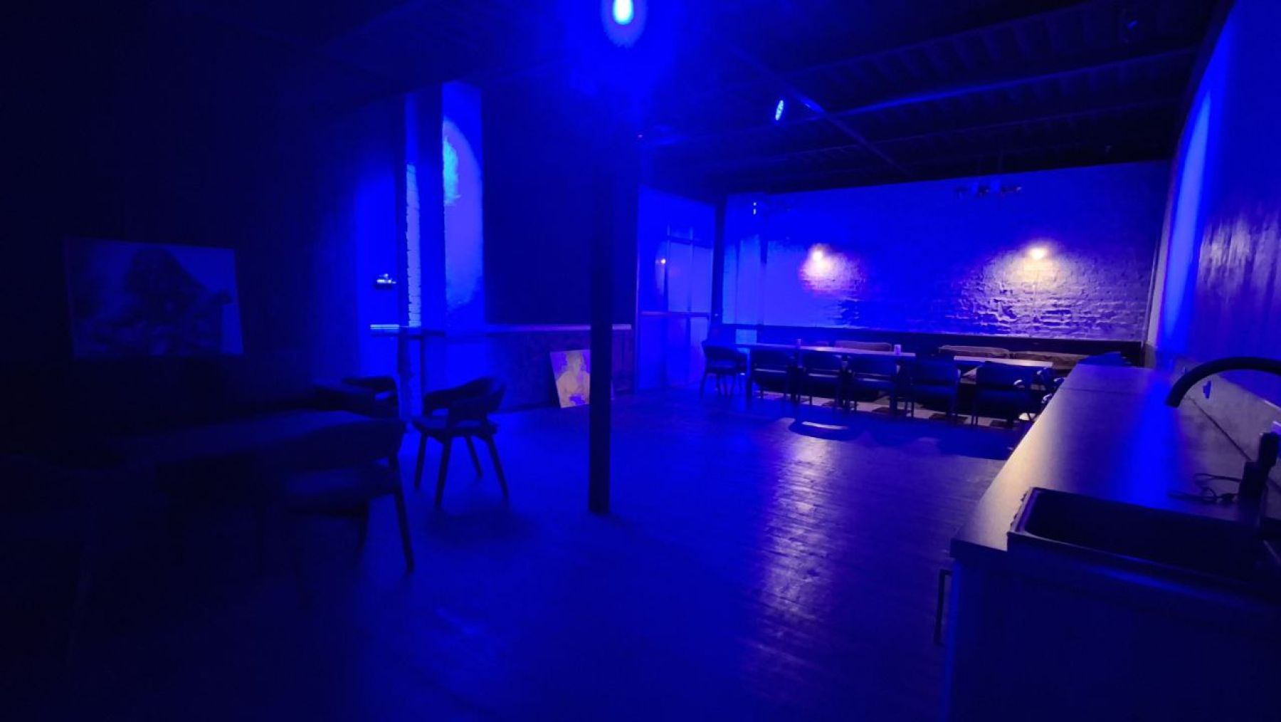 Барная стойка в Лофте Меркури