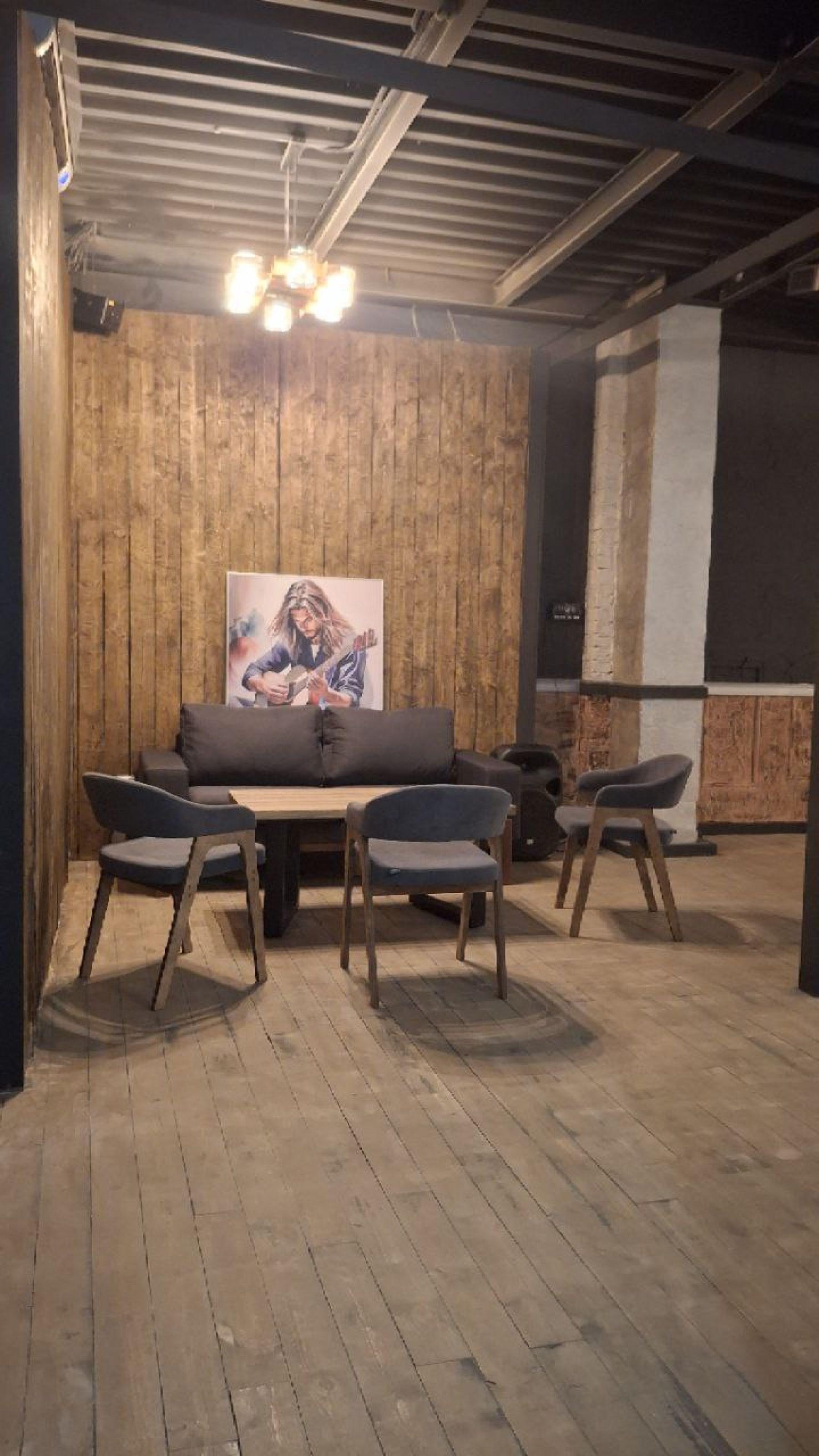 Кухонная зона Лофта Меркури