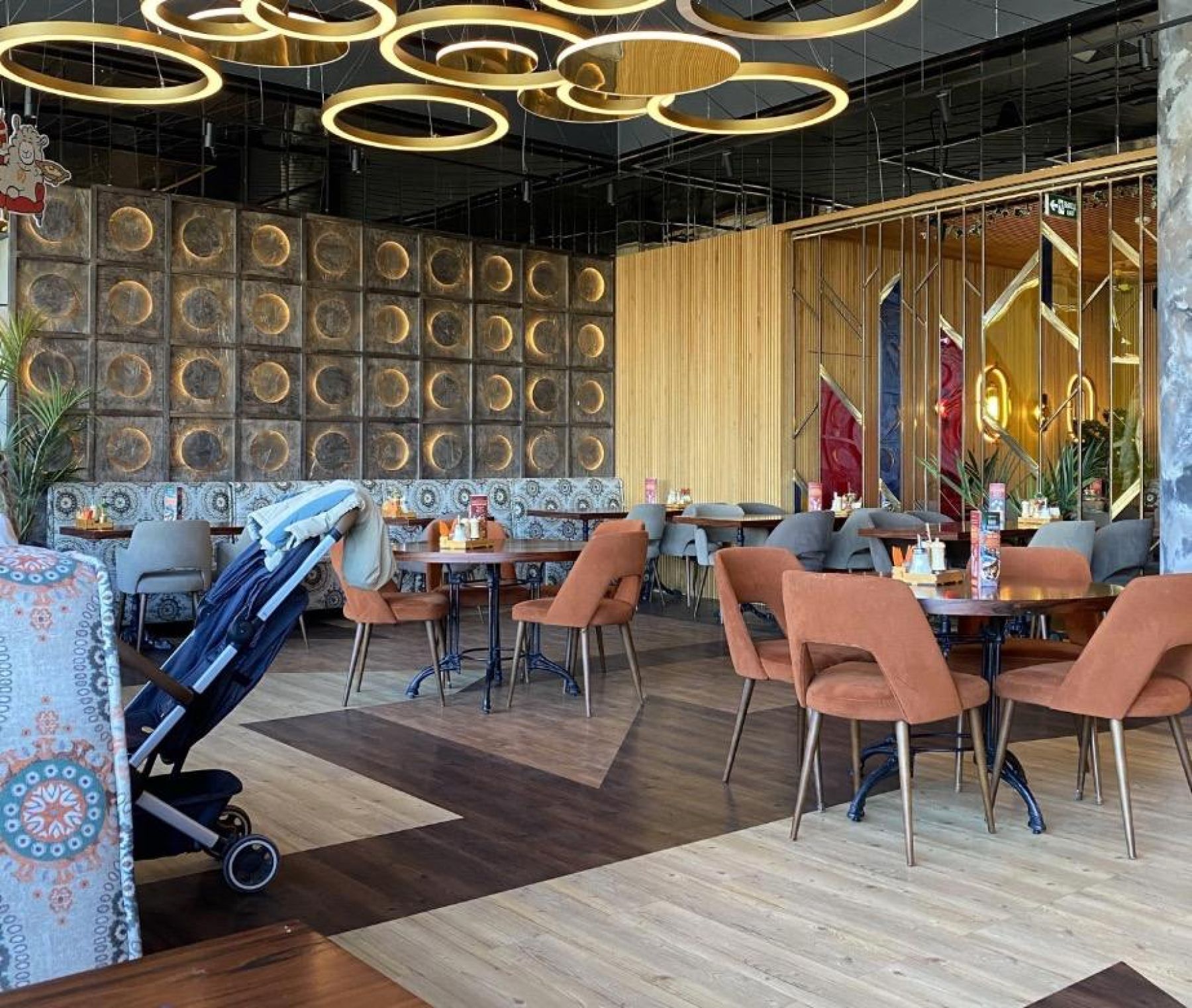 Уютная атмосфера Курага Диван