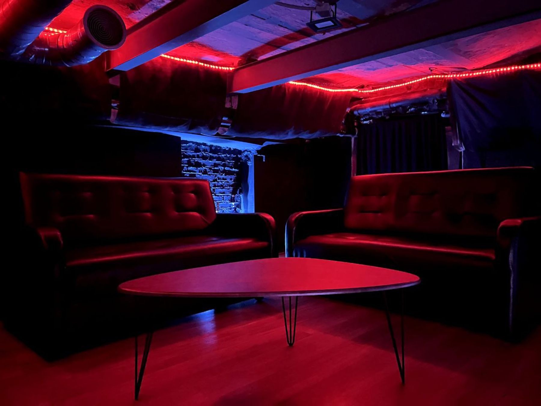 Зона для мероприятий в лофте на Бауманской