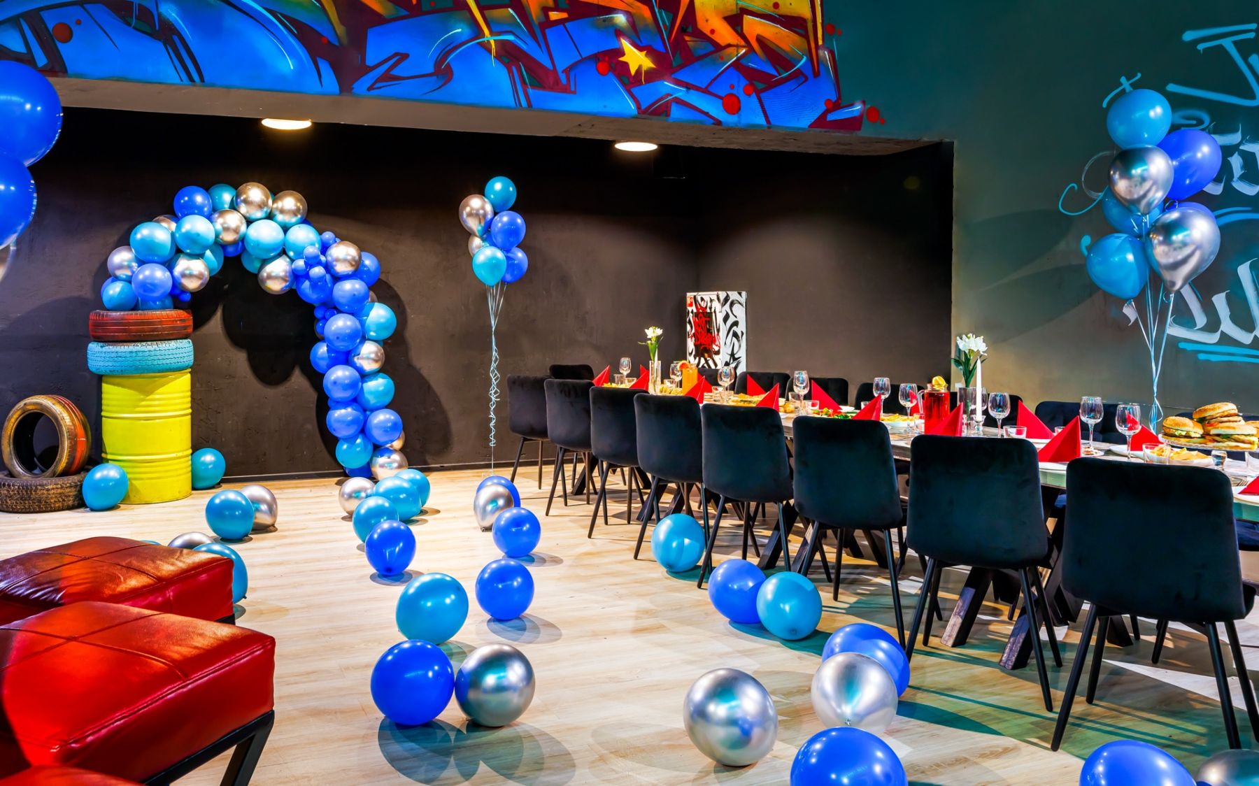 Лофт для мероприятий с верандой в Москве