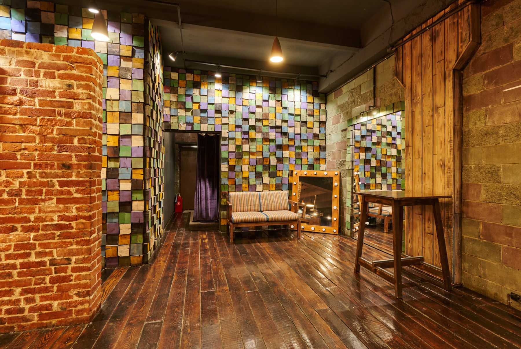 Лофт для праздников в Москве