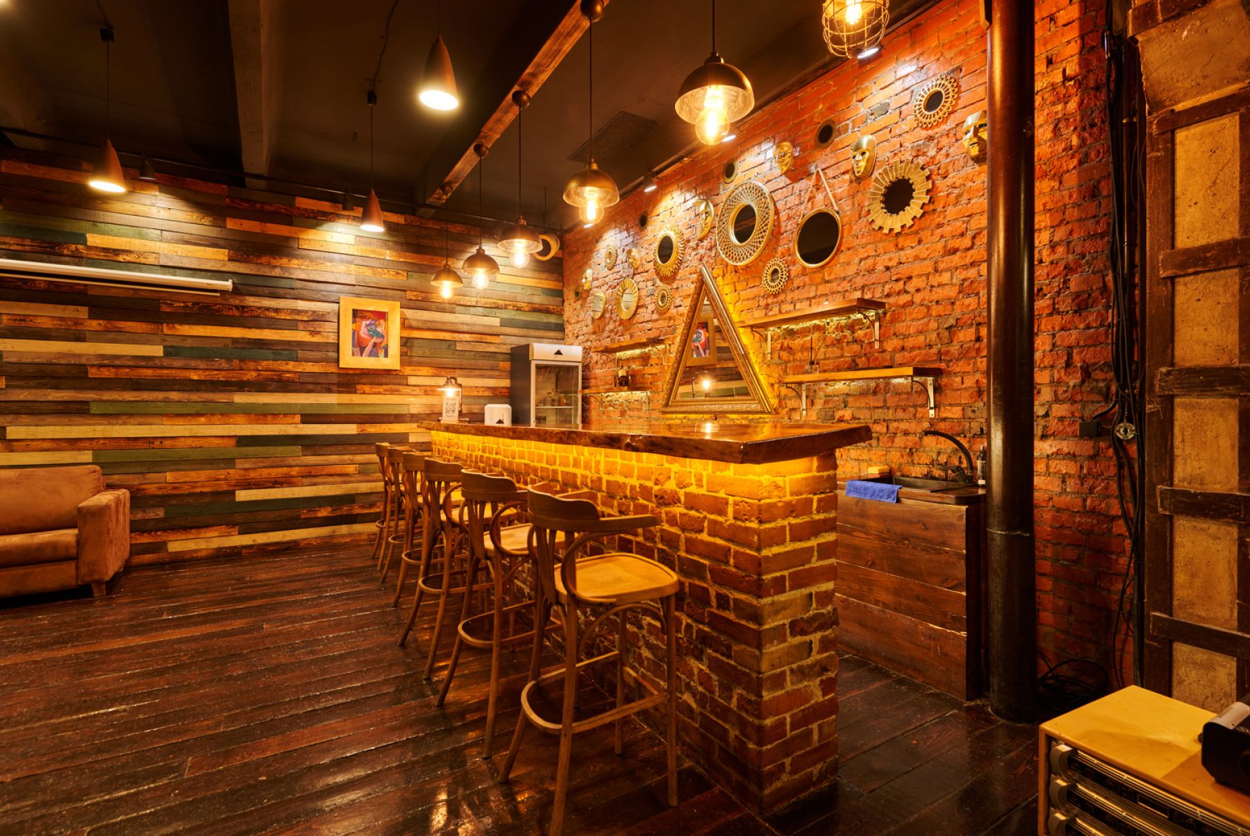 Зона для мероприятий в лофте