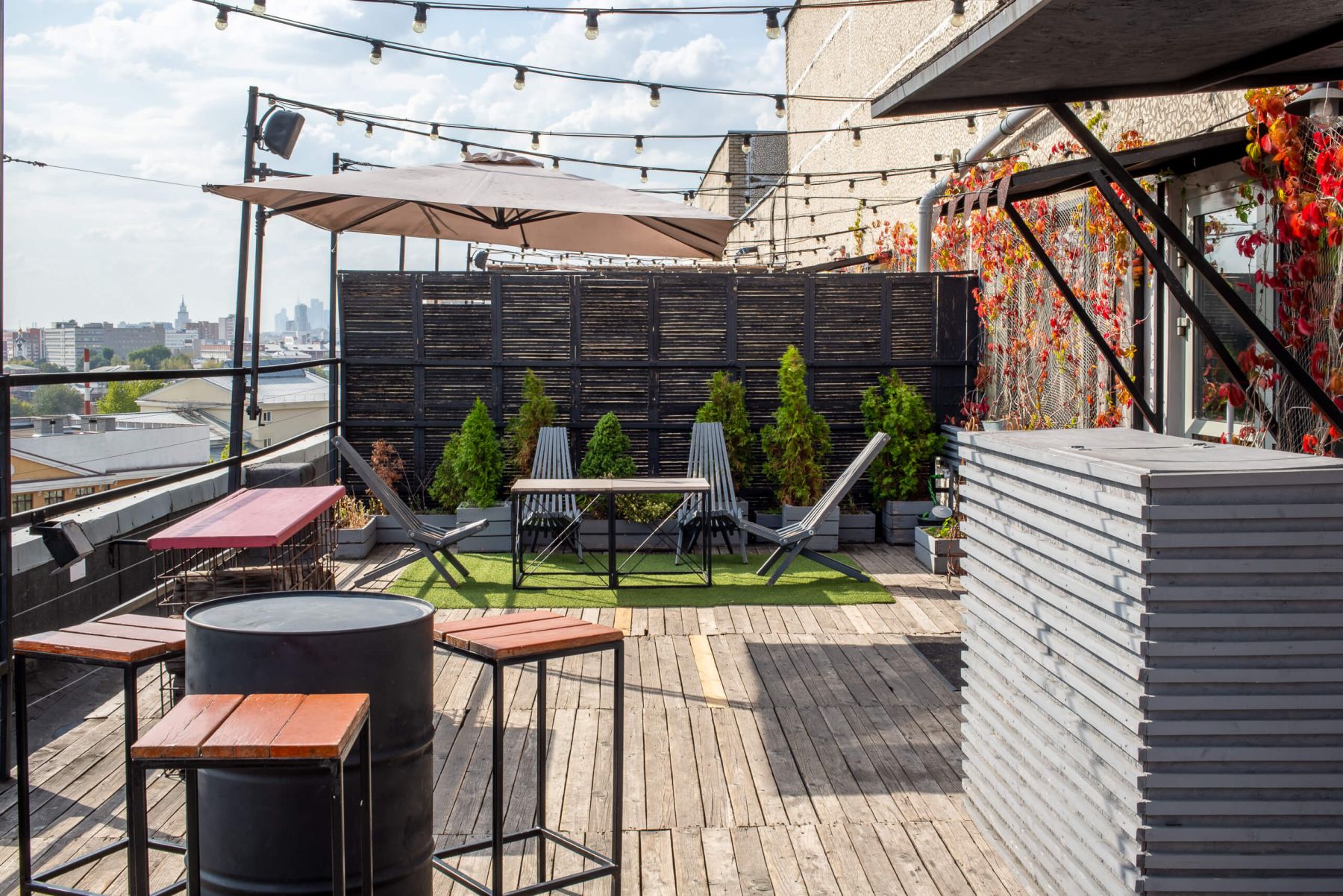 Веранда на крыше лофта