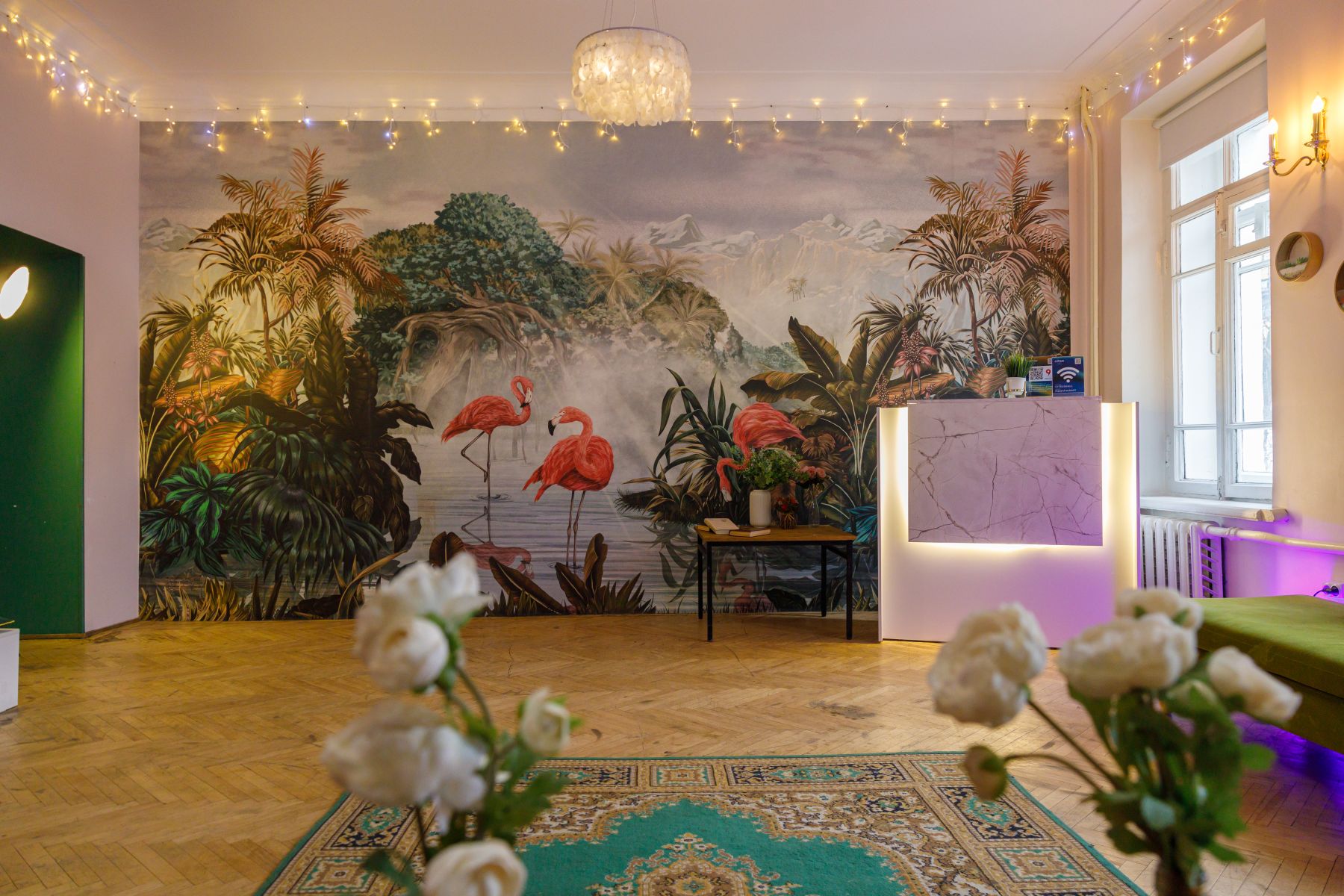 Световое оформление лофта Мандарин