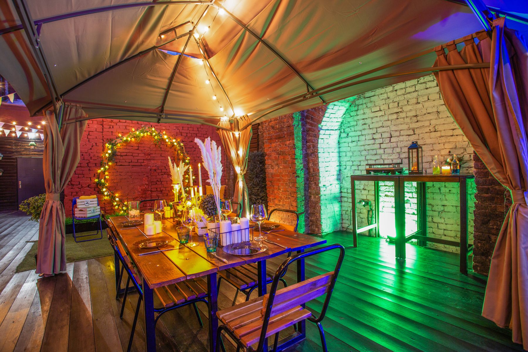 Барная стойка в лофте 1914