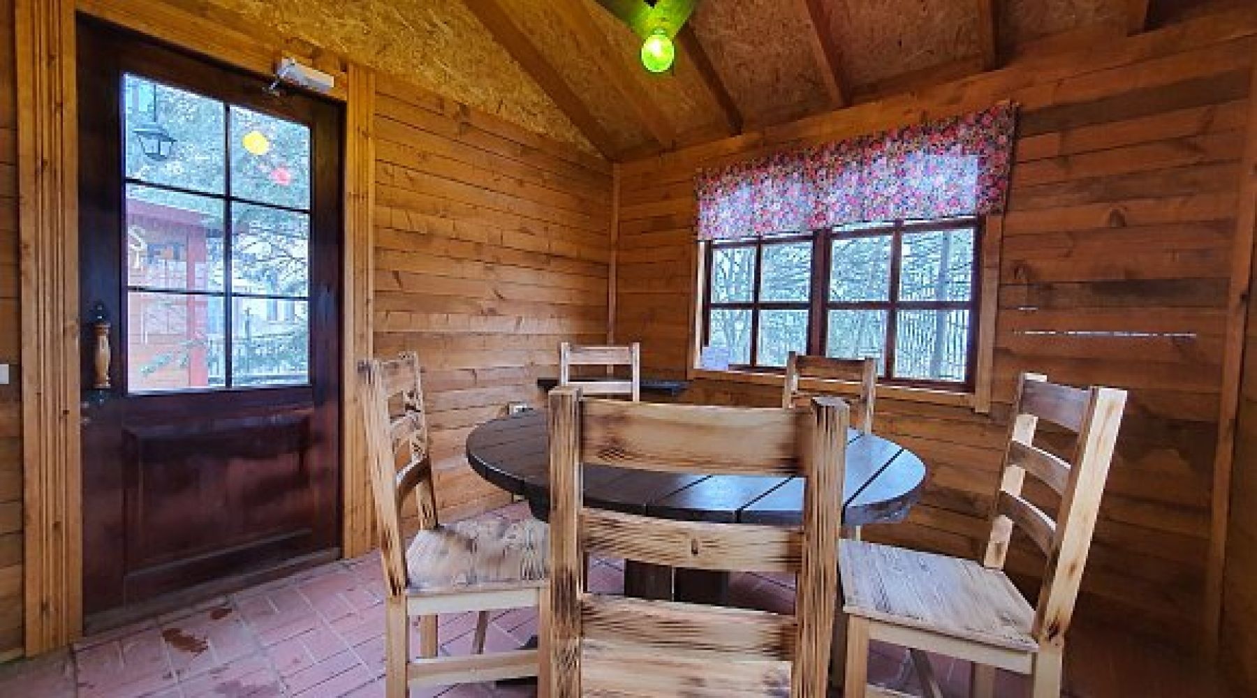 Банкетный зал 9PARROTS для мероприятий