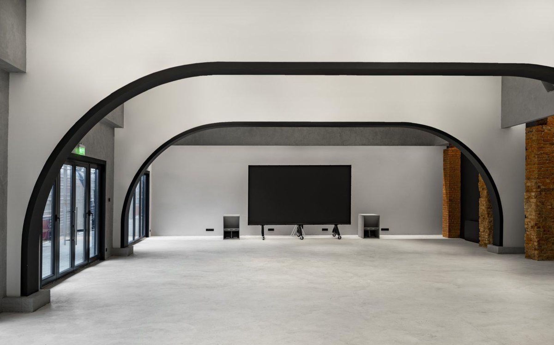 Лофт Grey Green - вид на внутреннее пространство