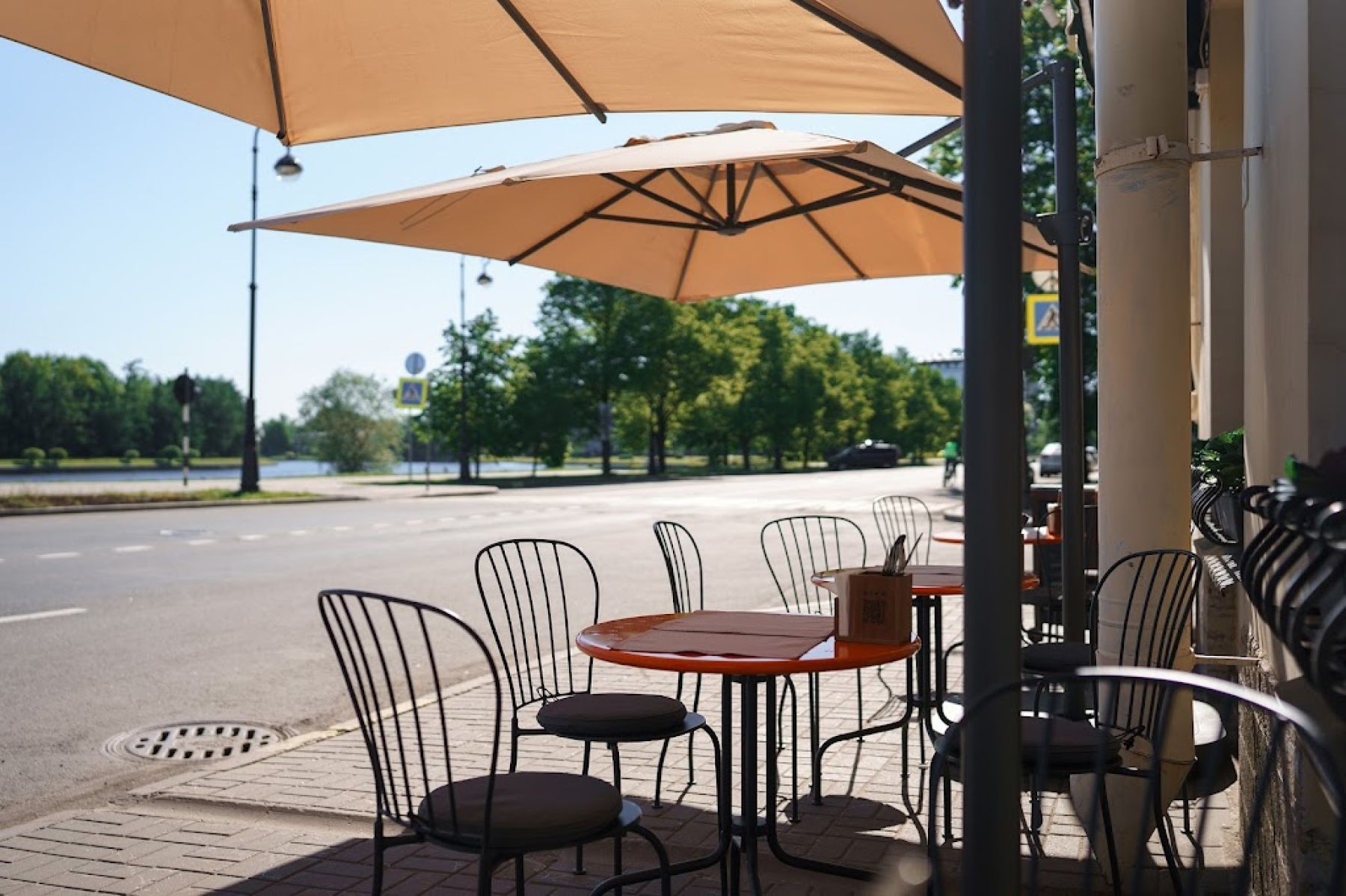 Вид на ресторан "Марсельеза"