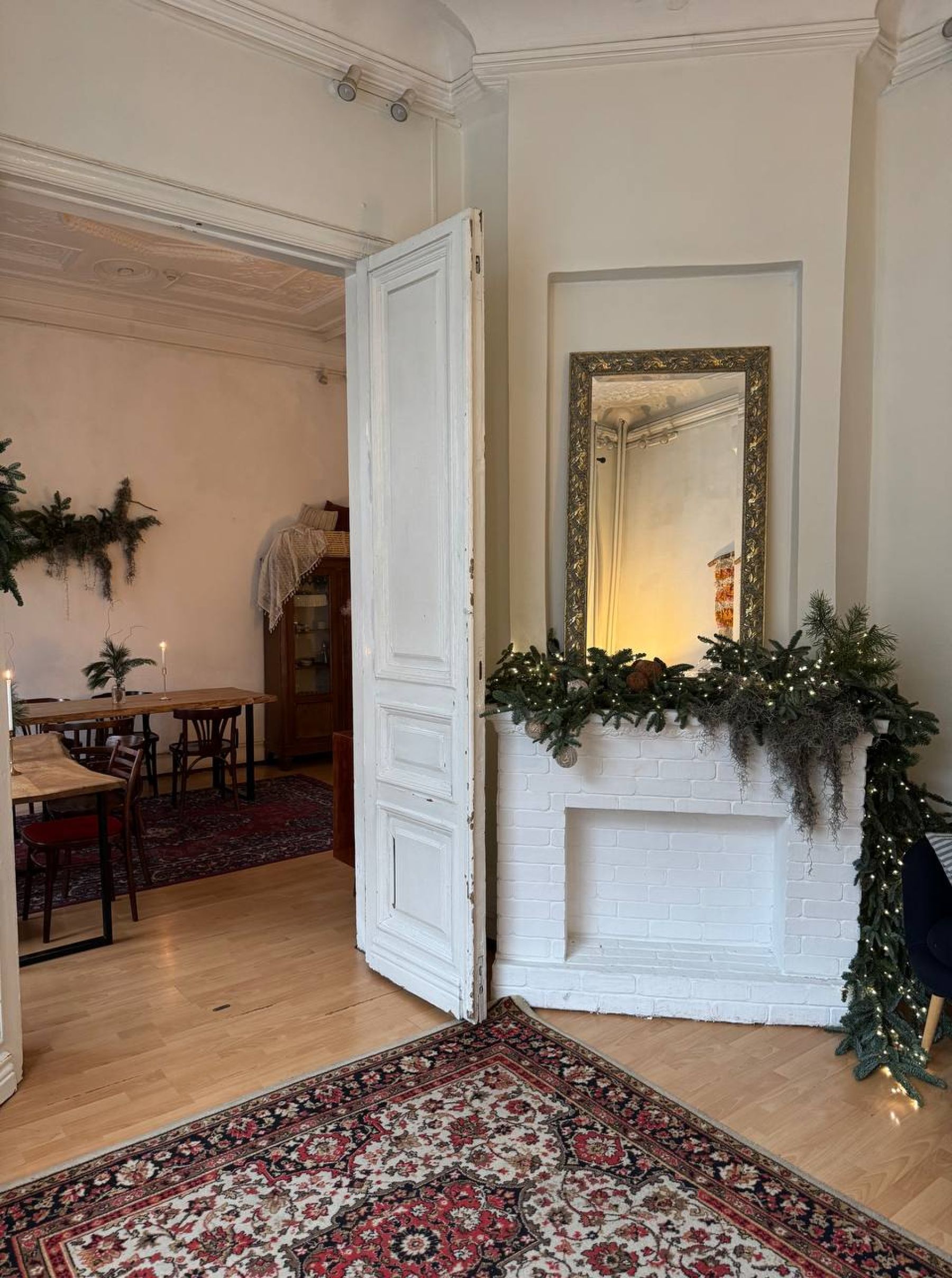 Творческое пространство с комфортной мебелью