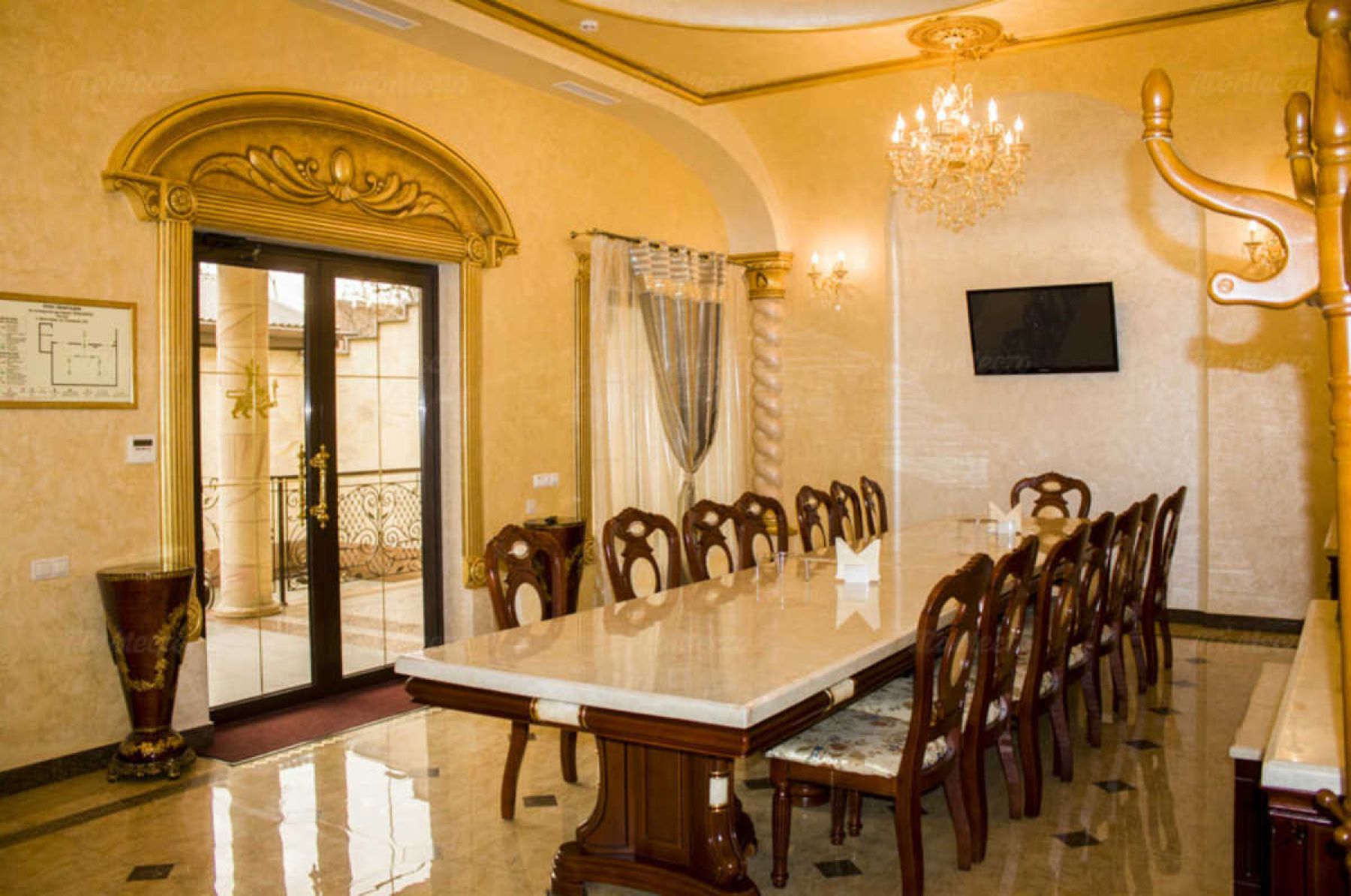 Живая музыка в ресторане «Арин-Берд»