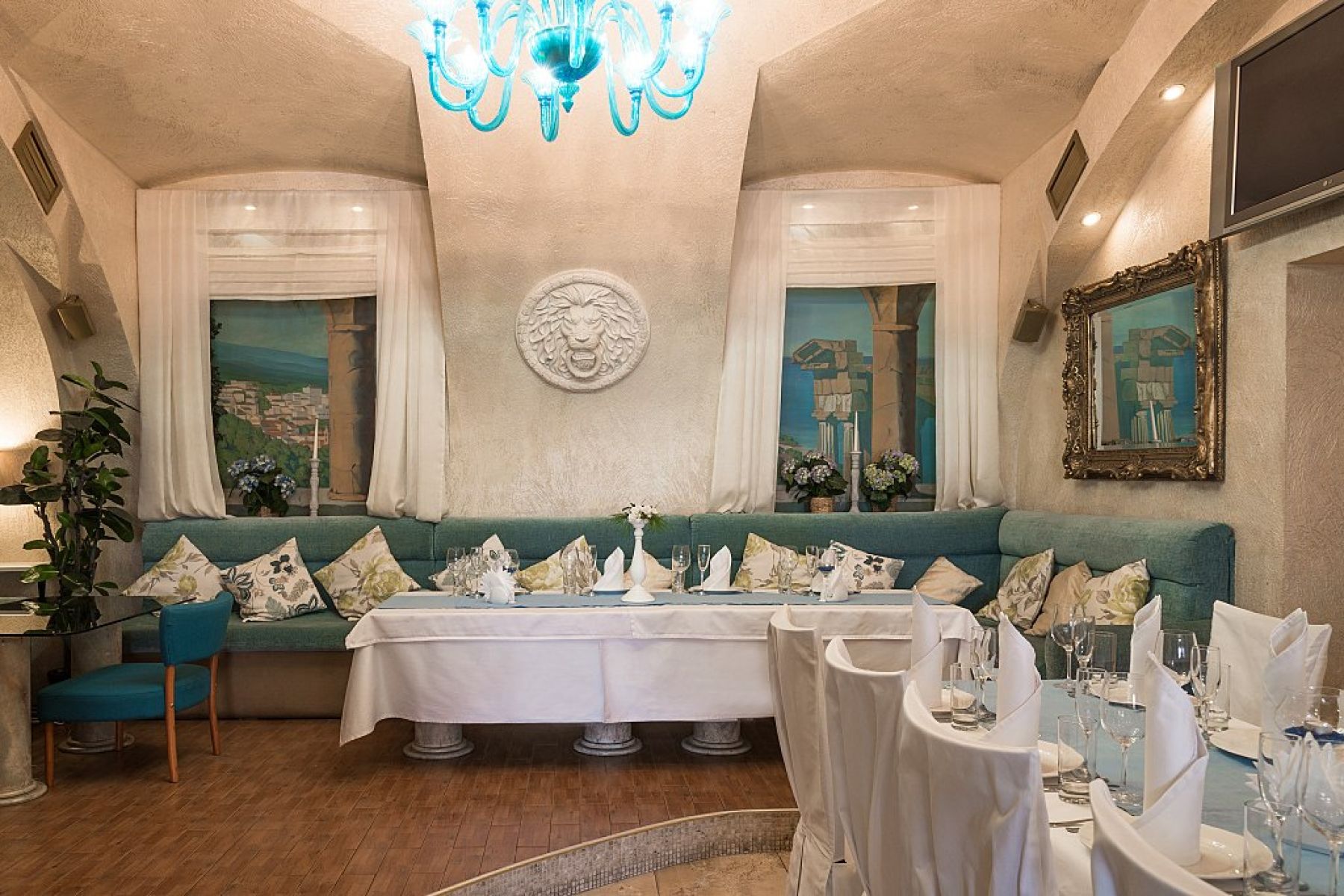 Столики в ресторане Палермо