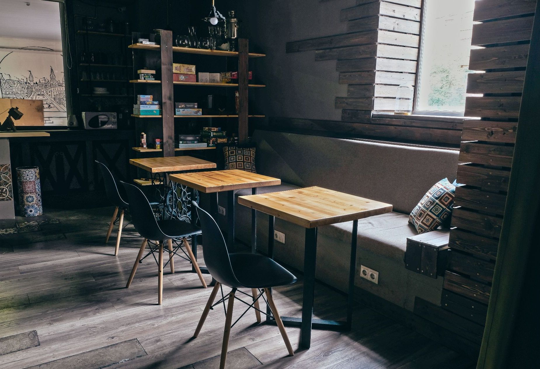 Интерьер DIYcafe - стильный лофт в Москве