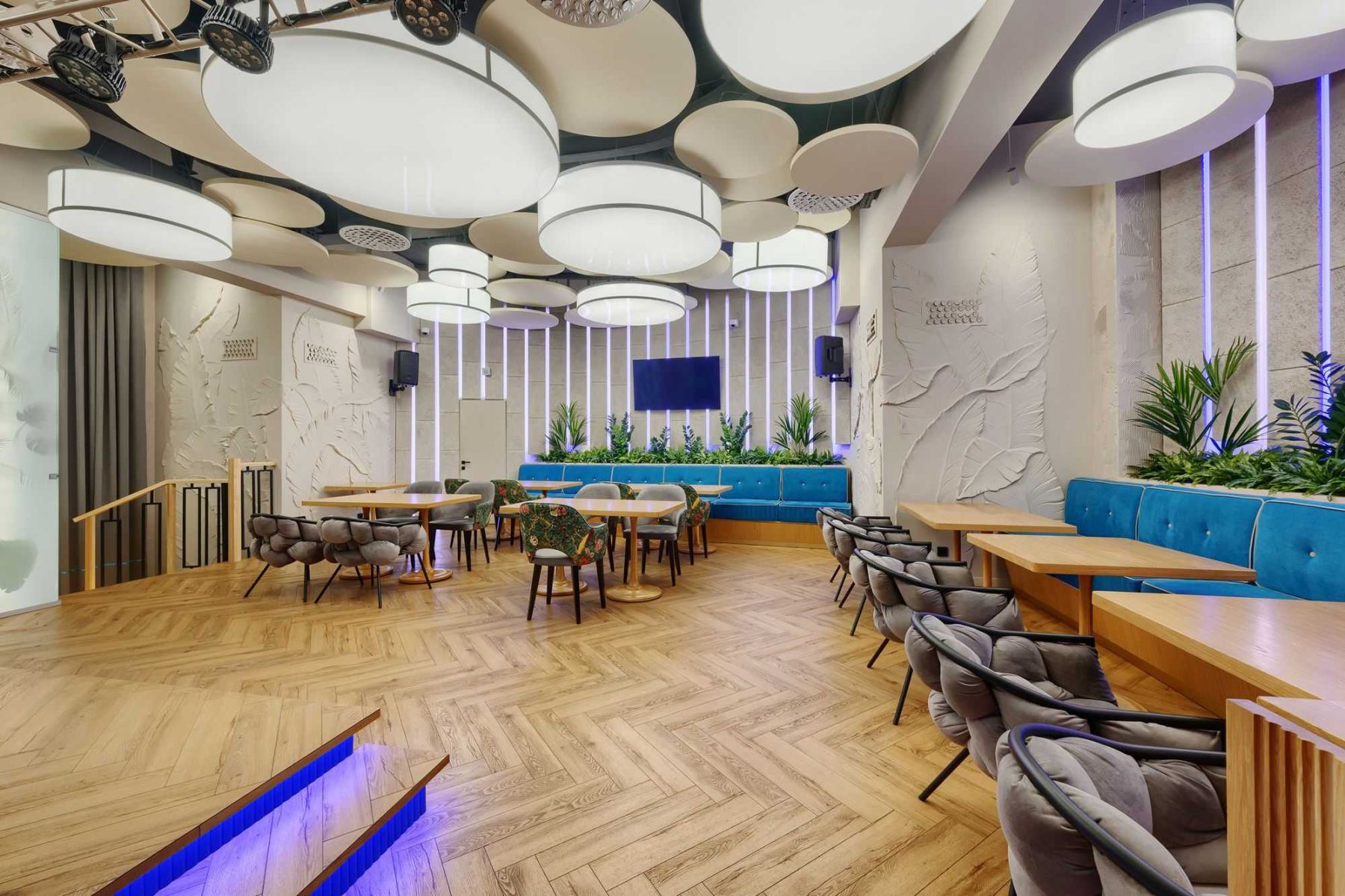 Барная стойка в ресторане «Река»