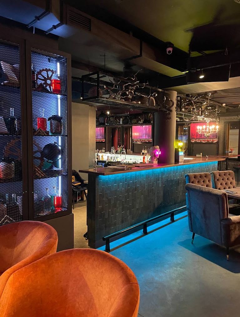 Оборудование для мероприятий в Deca Room Bar