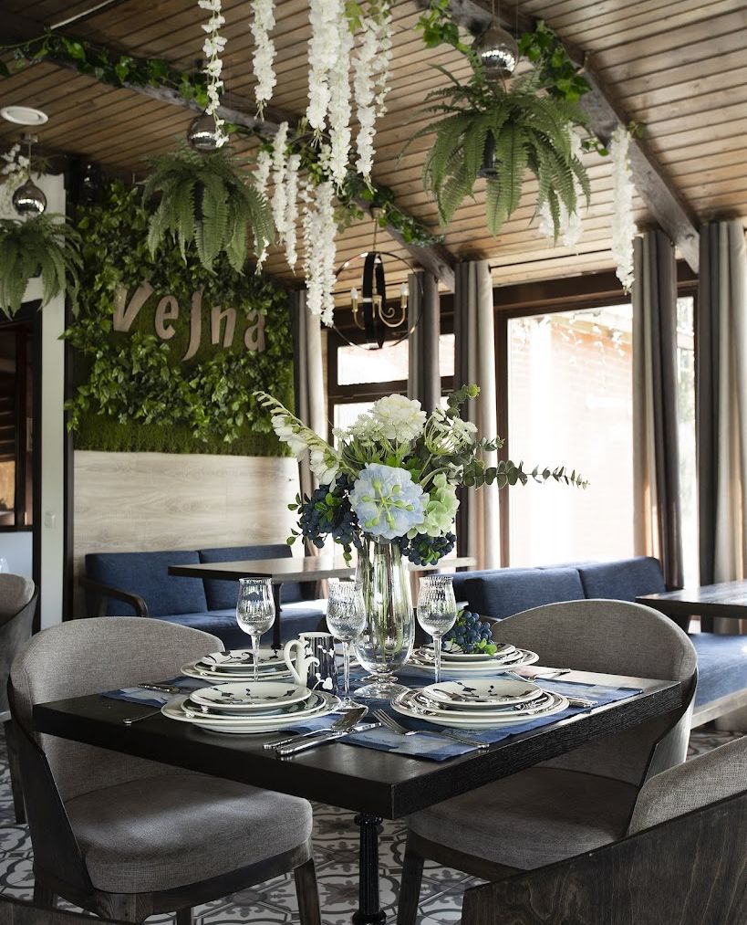 Современное оборудование для мероприятий в банкетном зале