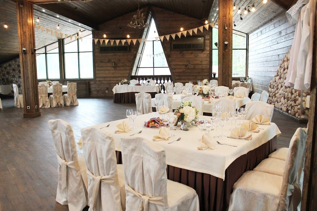 Интерьер банкетного зала «Дом» в Казани