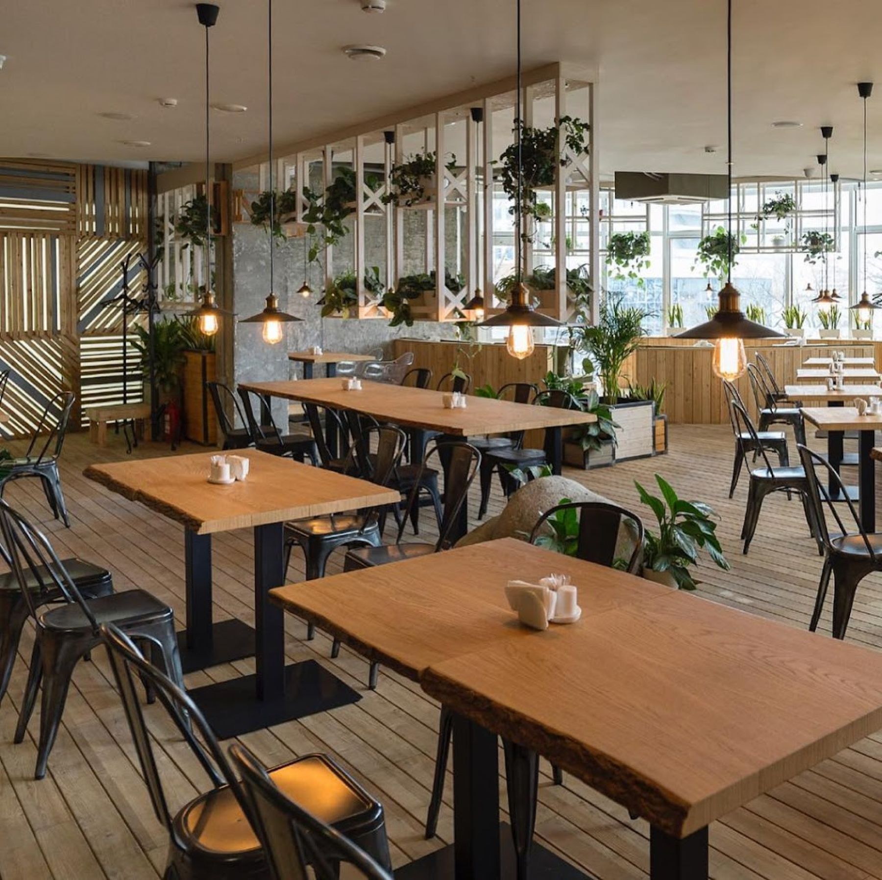 Меню с вегетарианскими блюдами в Зеленом Кафе