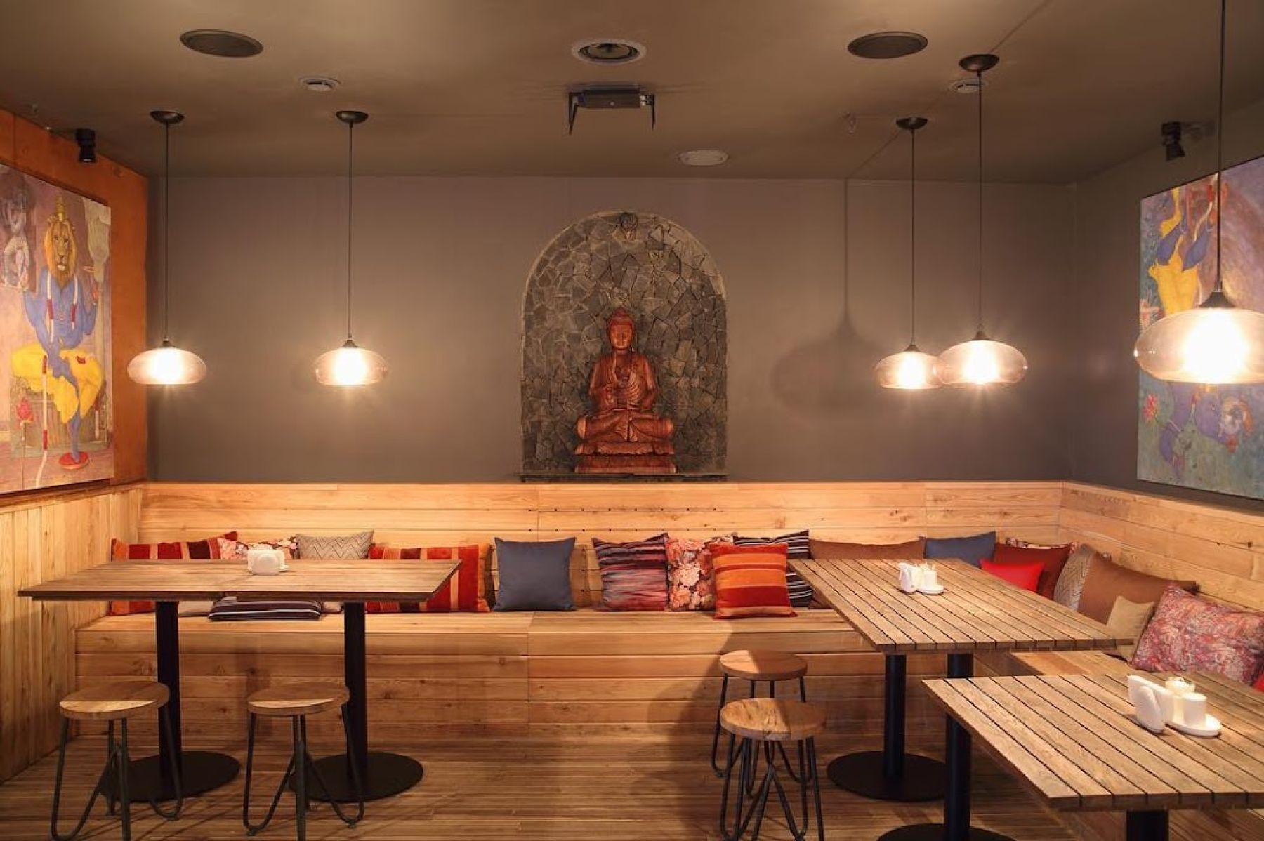 Частная парковка рядом с Зеленым Кафе