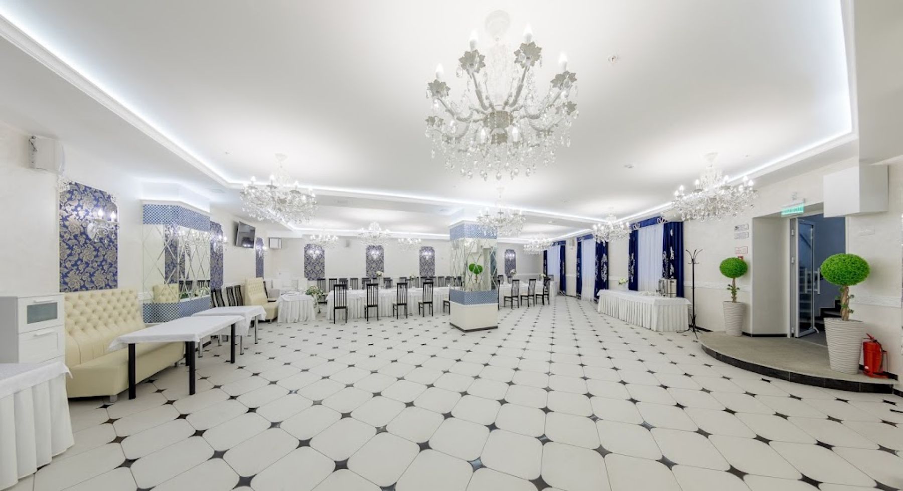 Ресторан Banquet — оформление для праздника