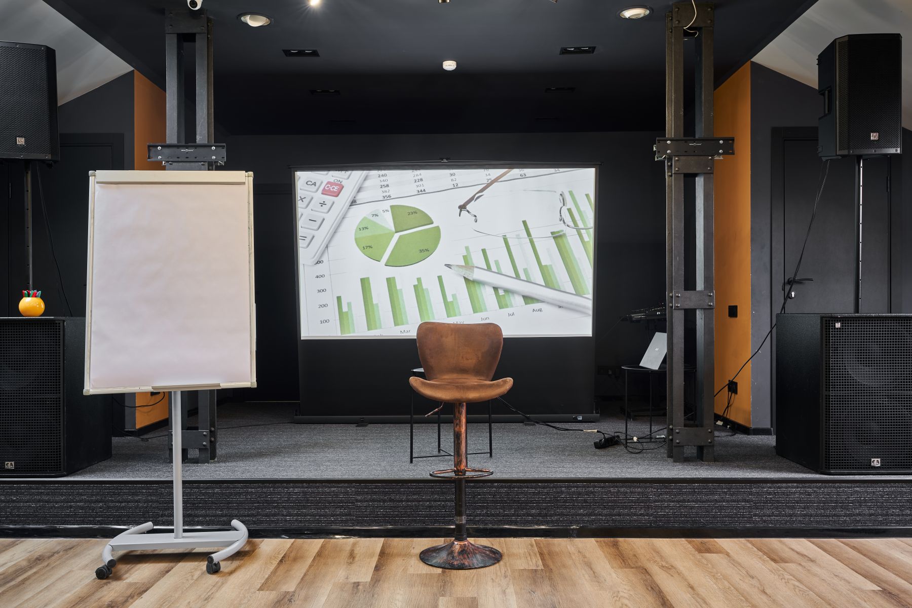 Оборудование для мероприятий в Просвет холл