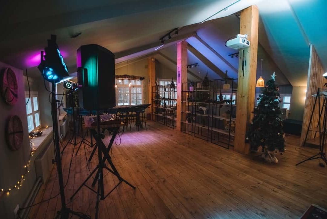 Сцена для мероприятий в Соул Лофте