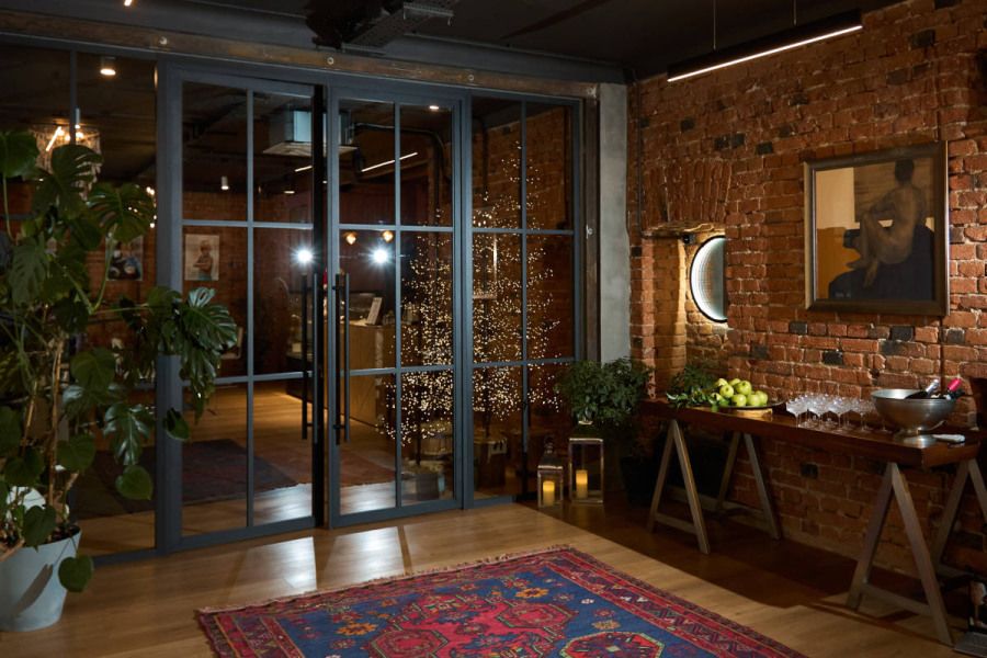 Уютный уголок лофта COOK&PARTY